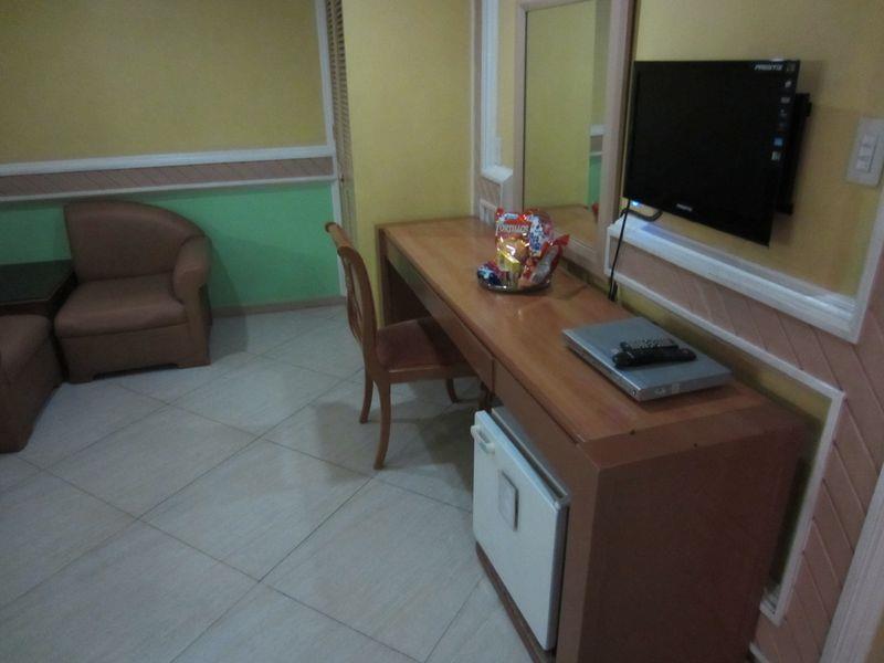 מנילה Town And Country Hotel V Mapa מראה חיצוני תמונה